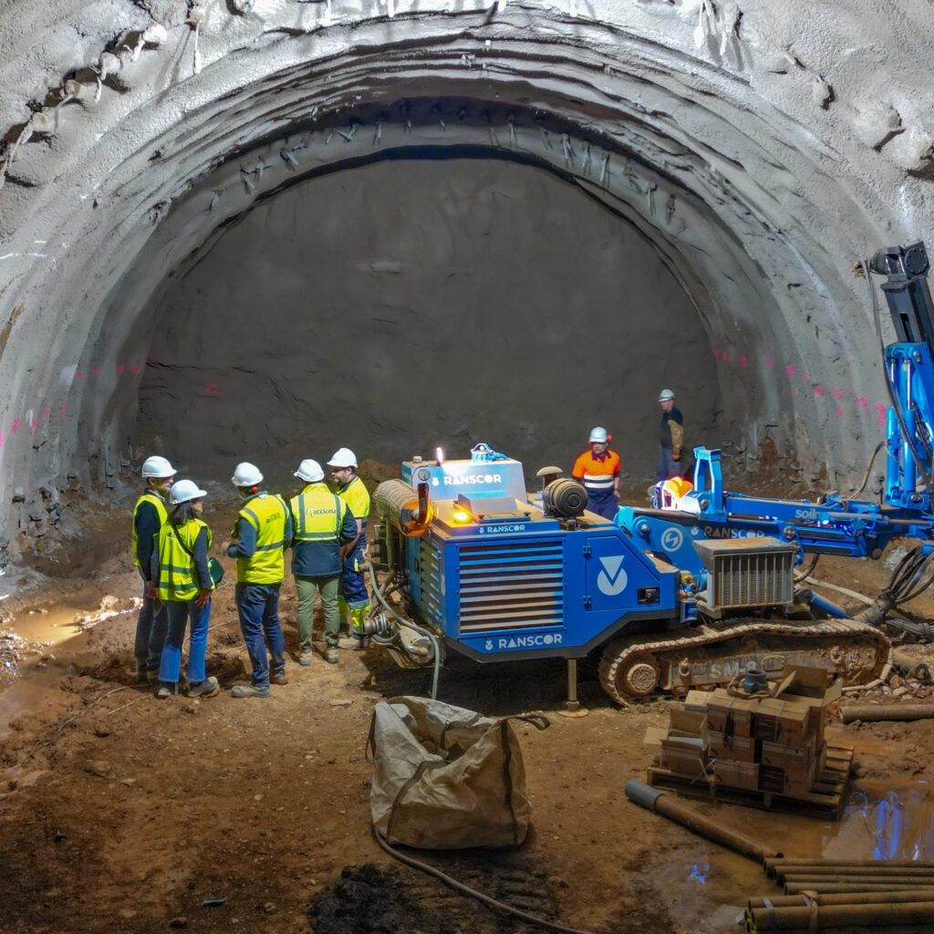 Control de la construcción del soterramiento del ferrocarril en Sant Feliu de Llobregat (Barcelona) llevado a cabo por GEOCONTROL