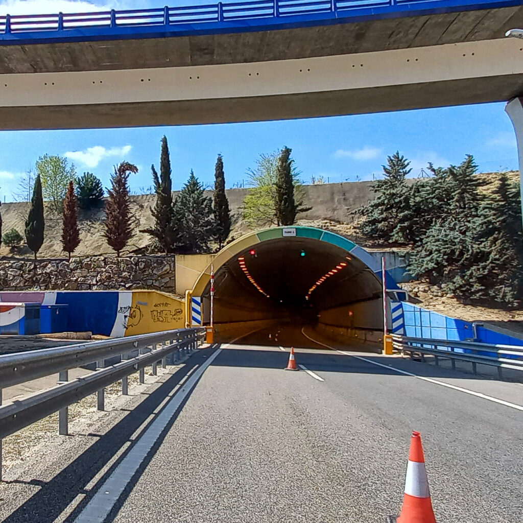 Túnel de la M12 en Madrid, cuyo proyecto de adecuación de instalaciones de seguridad redactó GEOCONTROL.